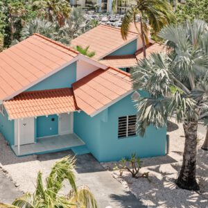 Bon Bini Resort Curaçao vanuit de lucht bij Mambo Beach
