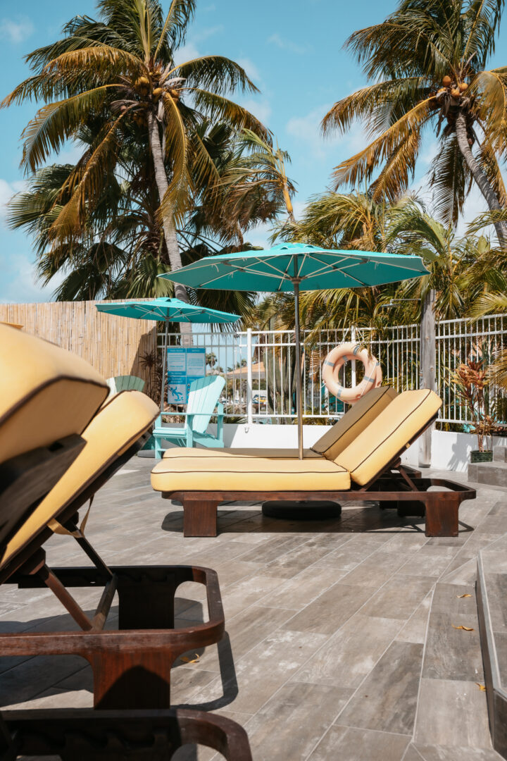 Zwembad bij Bon Bini Resort Curaçao